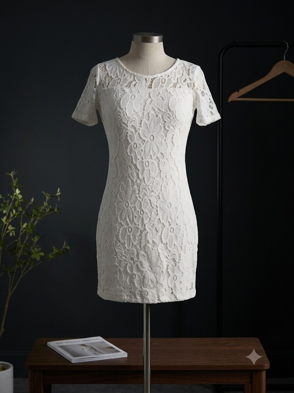 Hollister Ivory Floral Lace Mini Dress